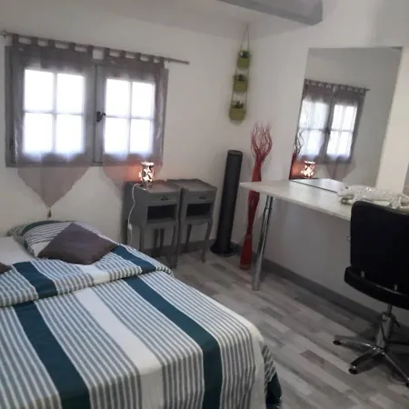 F6 A 5 Min De La Plage, Holiday home