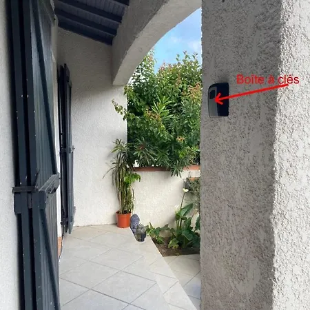 F6 A 5 Min De La Plage, Holiday home *