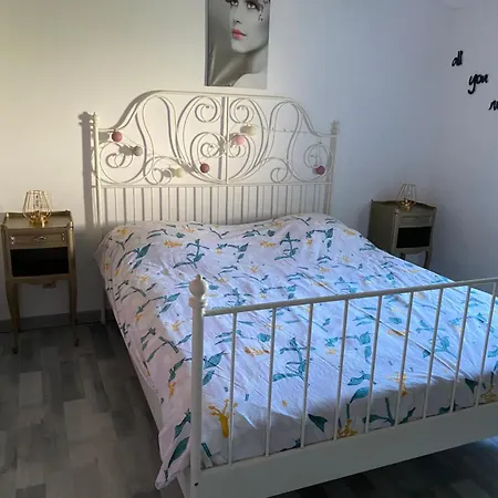 Marie Belle, Entre Mer, Etang Et Abricotier Ferienhaus