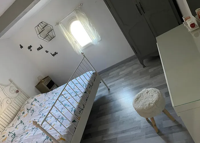 Casa de Férias Marie Belle, Entre Mer, Etang Et Abricotier