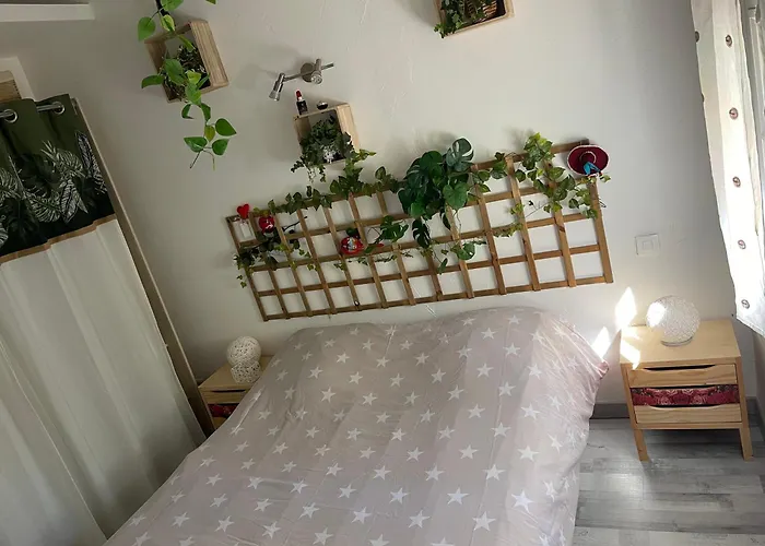 Marie Belle, Entre Mer, Etang Et Abricotier Frontignan